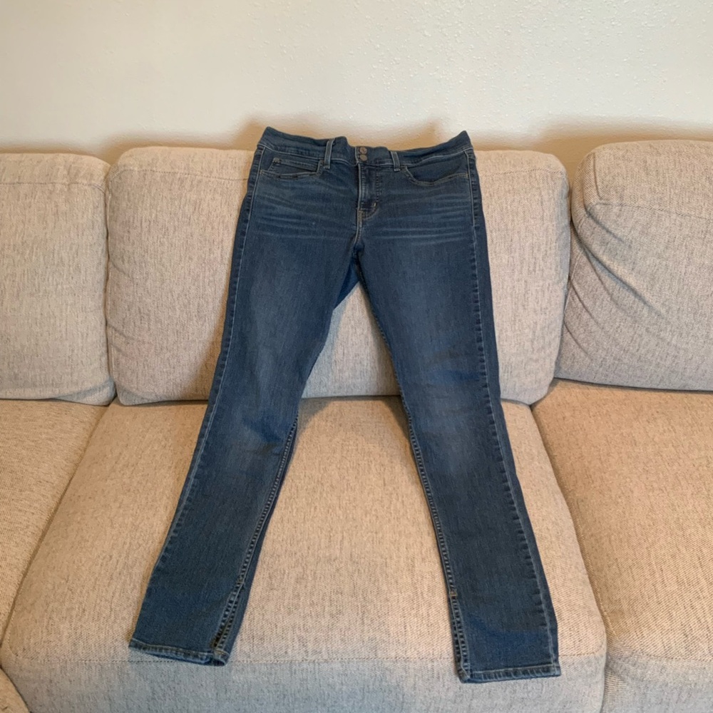 Levi's Women's Skinny Jeans in Dark Blue